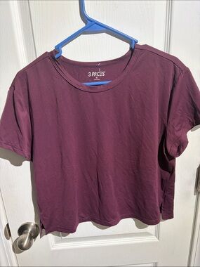 NWOT 3 Paces Women's Short Sleeve athletic Crewneck Top - dark mauve